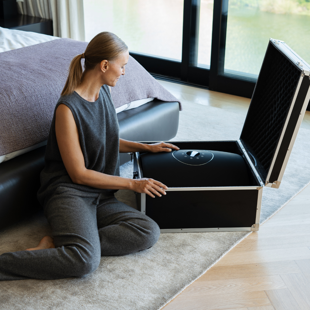 Spacetouch Atlas Cosmo | Full body LED Skin care device by Spacetouch